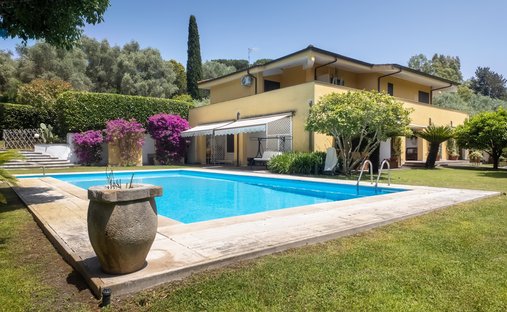 Villa in Monte Caminetto, Lazio, Italy 1