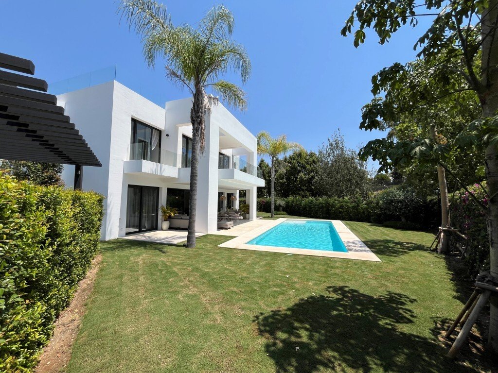 Villa in Estepona, Andalusia, Spain 5 - 15765497