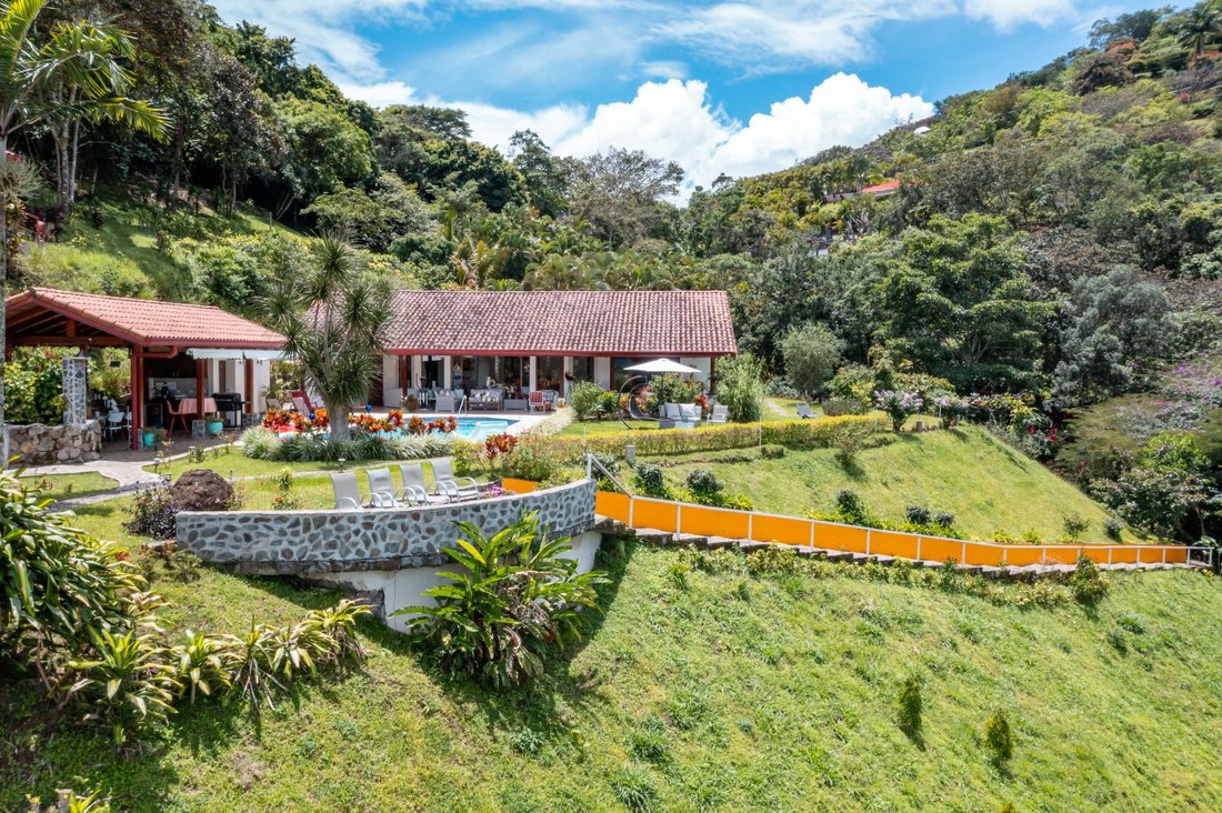 Escobal, Guanacaste Province, Costa Rica 4 - 15872459