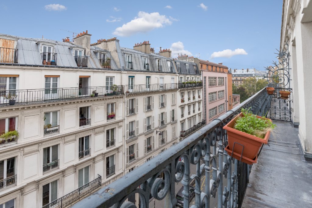 Apartment in Clignancourt-Jules Joffrin, Paris 18e Arrondissement, Paris 3 - 15871912