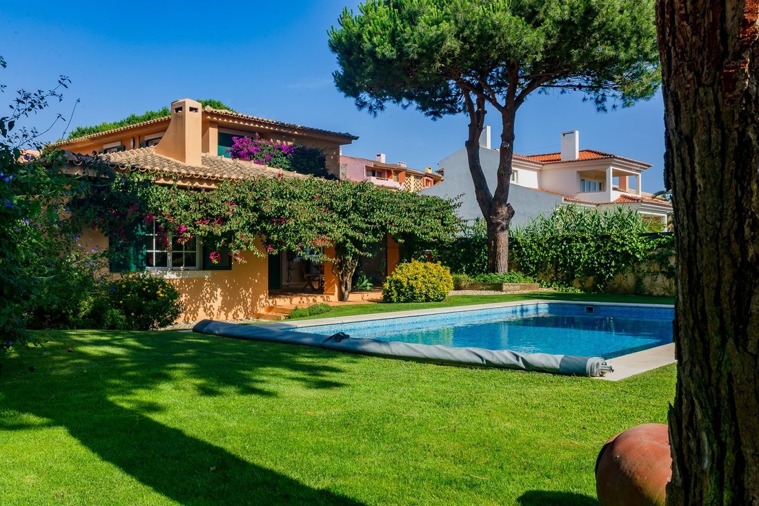 House in Cascais e Estoril, Lisbon, Portugal 2 - 15873055