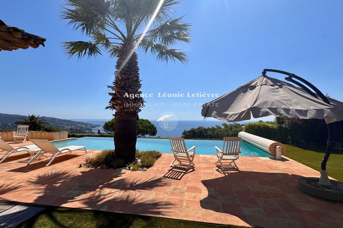 Villa in Ville-Les Saquedes-Le Bouillonnet, Sainte-Maxime, Frankreich 4 - 15872230