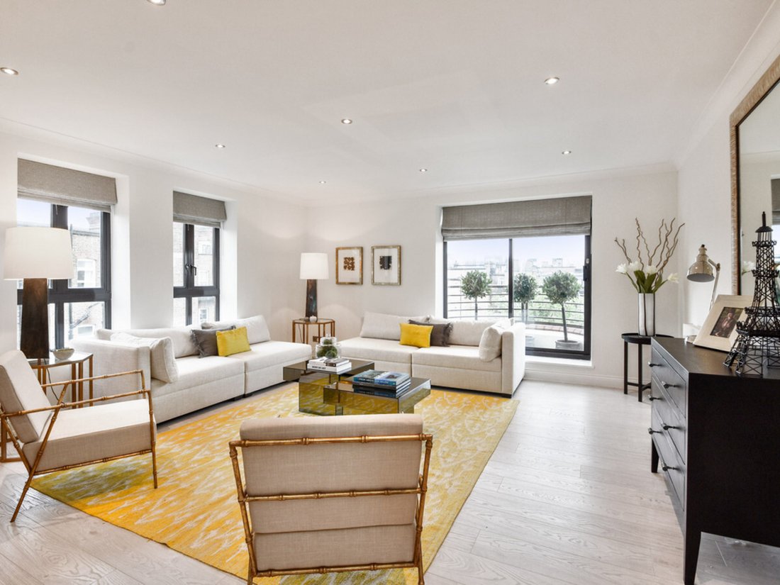 Apartment in Campden Hill, Kensington And Chelsea, England 2 - 15872099