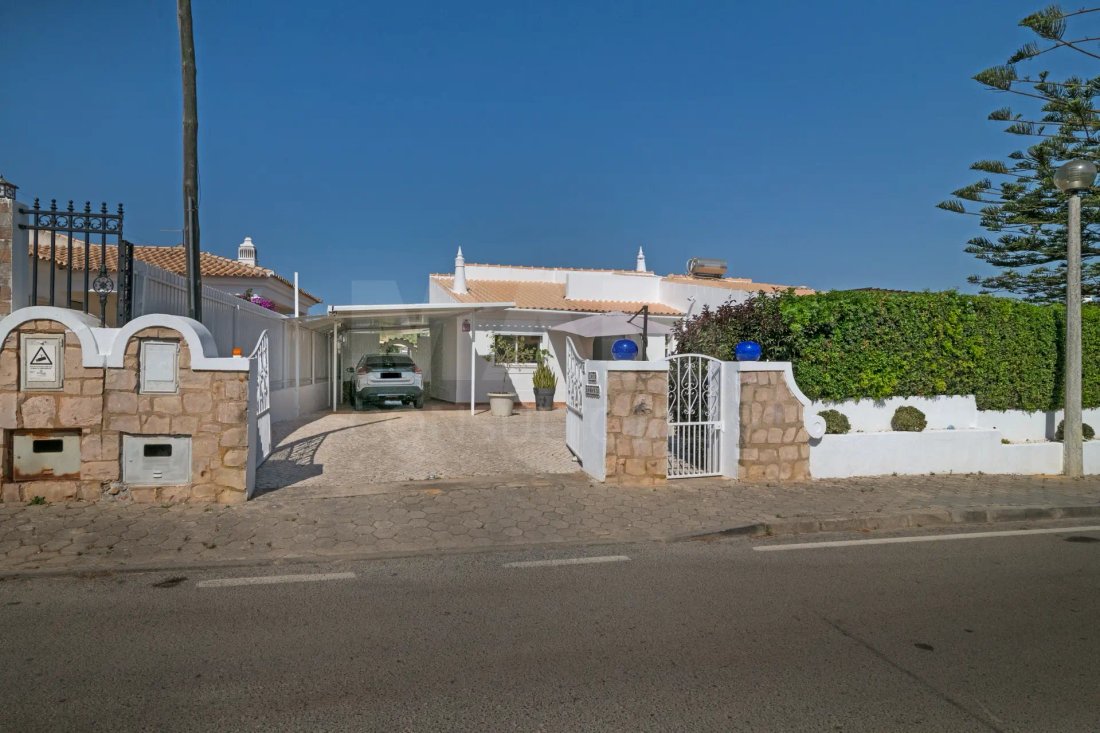 Villa in Olhos de Agua, Algarve, Portugal 5 - 15870834
