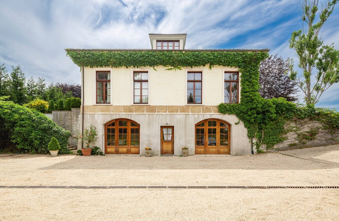 House in Southampton, New York, United States 3 - 15450215