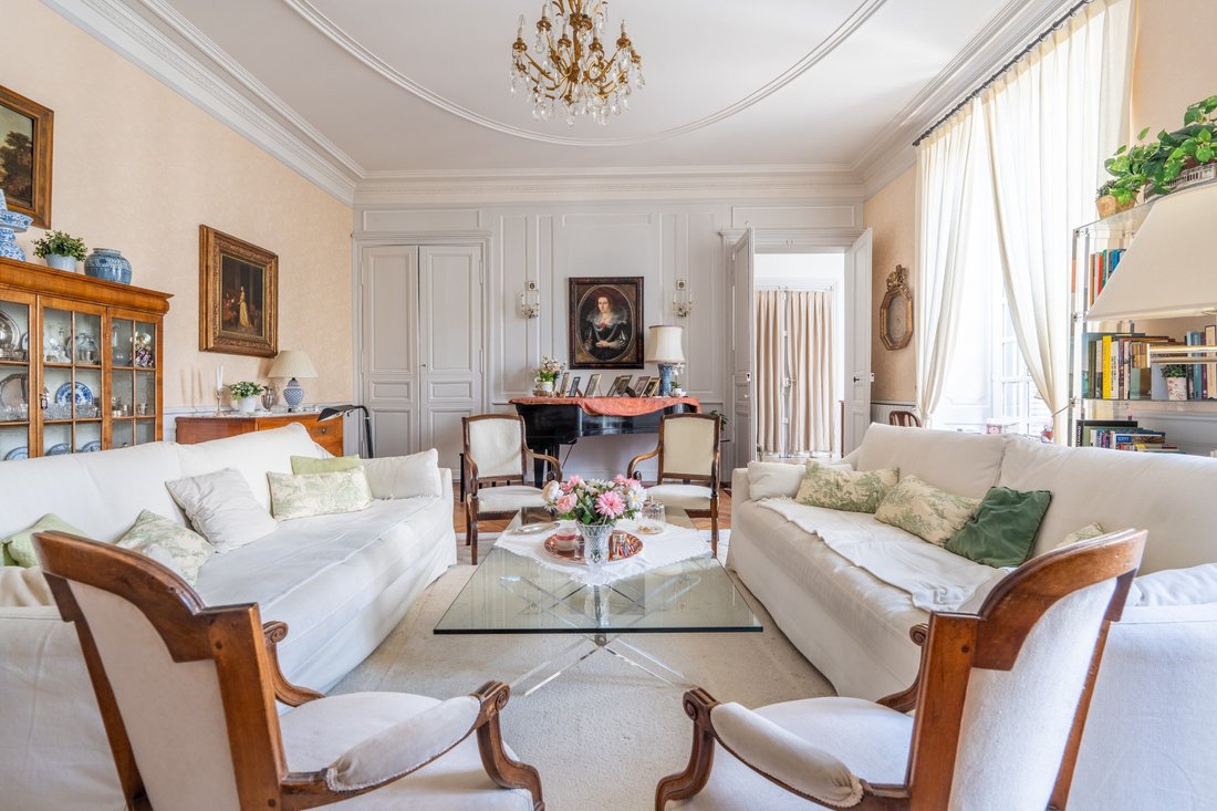 Apartment in Sanitas-Rotonde, Tours, France 2 - 15873212