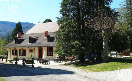 Castle for Sale in Saint-Pierre-d'Argençon, Provence-Alpes-Côte d'Azur, France - 5