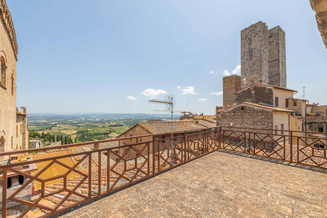 Apartment in San Gimignano, Tuscany, Italy 3 - 15872574