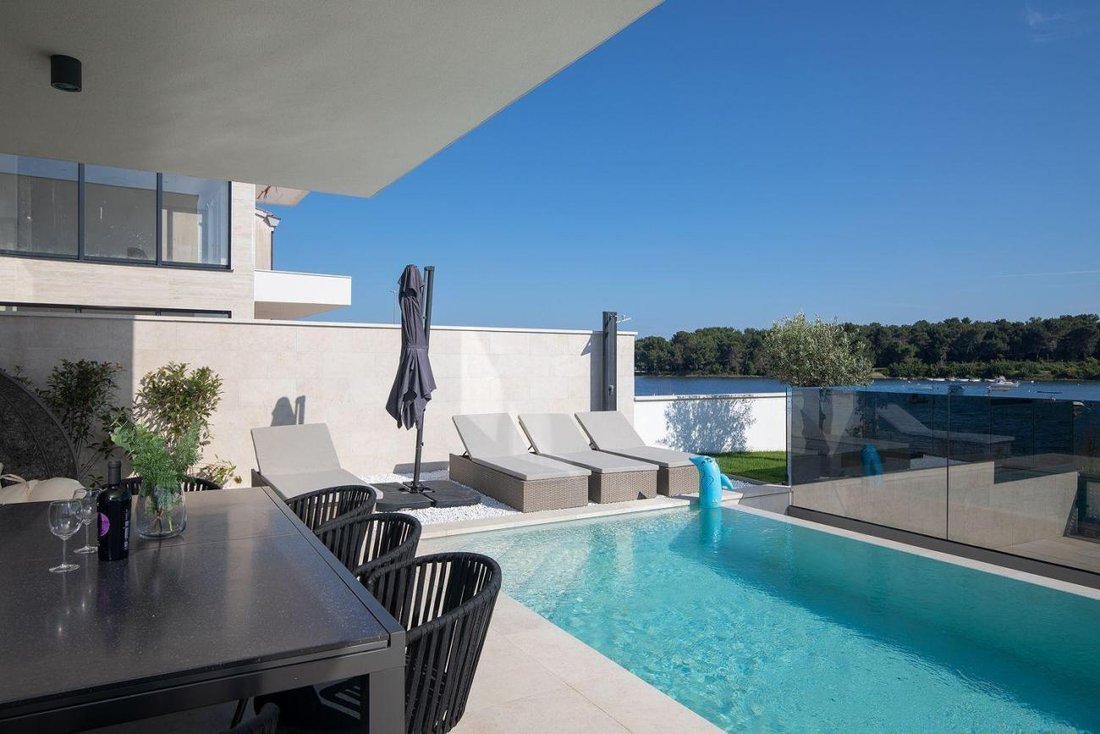Villa in Grad Pula, Istria County, Croatia 3 - 15871495