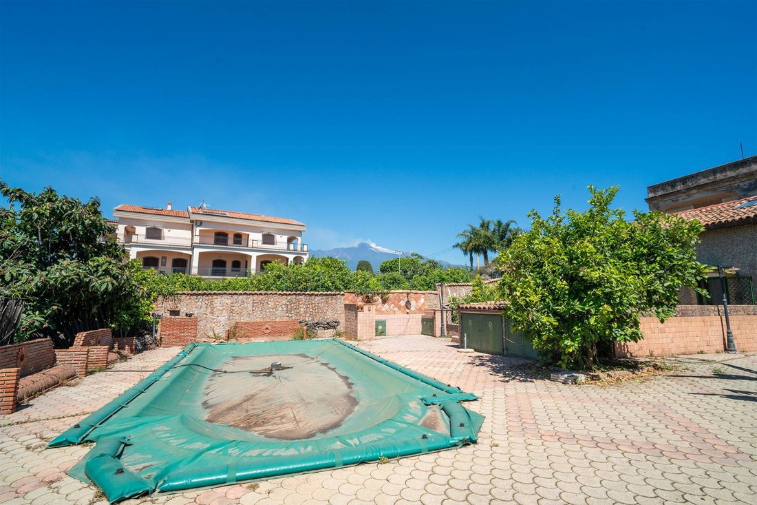 Villa in Pozzillo-Stazzo-Santa Tecla, Acireale, Sicily 2 - 15873238