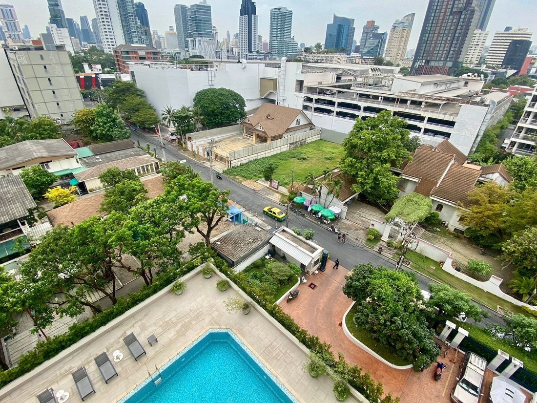 Condo in Phra Khanong Nuea, Bangkok, Thailand 5 - 15873082