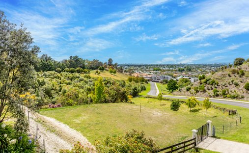 Land in Napier, Hawke's Bay, New Zealand 1