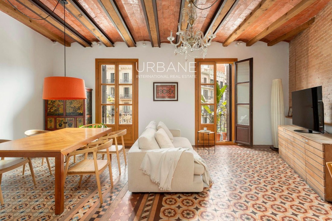 Apartment in Eixample, Barcelona, Spain 2 - 15873343