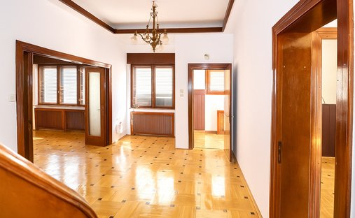 Villa in Bucharest, Bukarest, Rumänien 1