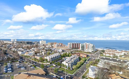 Villa in Long Branch, New Jersey, United States 1