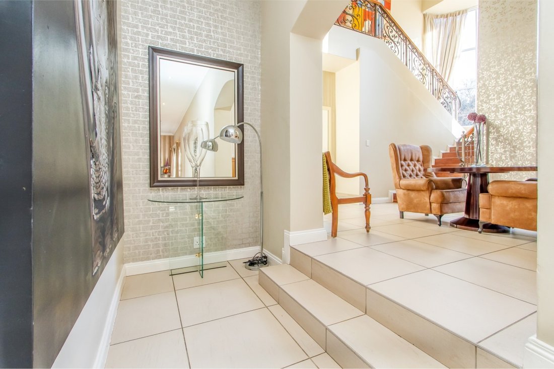 House in Chartwell, Gauteng, South Africa 5 - 15871331