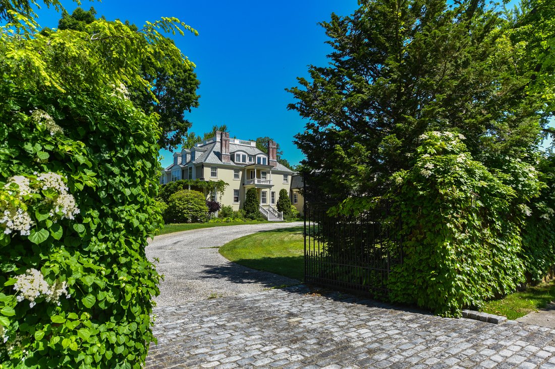 House in Farmington, Connecticut, United States 2 - 15875074
