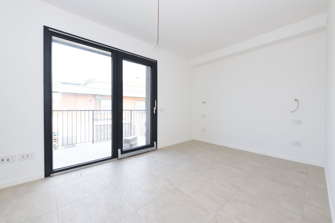 Townhouse in Castelnuovo del Garda, Veneto, Italy 5 - 15875145