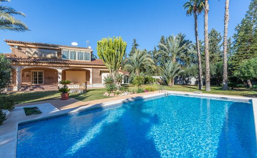 Chalet in Alicante, Valencian Community, Spain 1