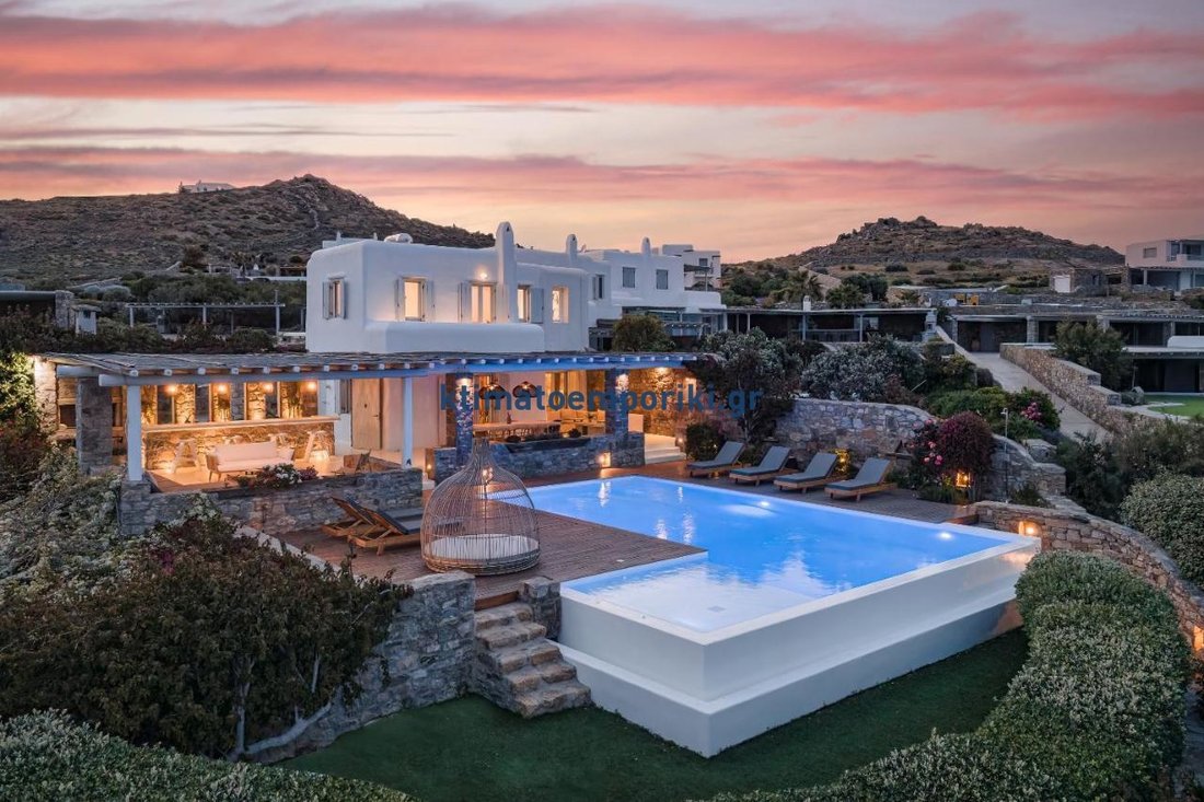 Villa in Ano Mera Community, Aegean, Greece 1 - 15876312