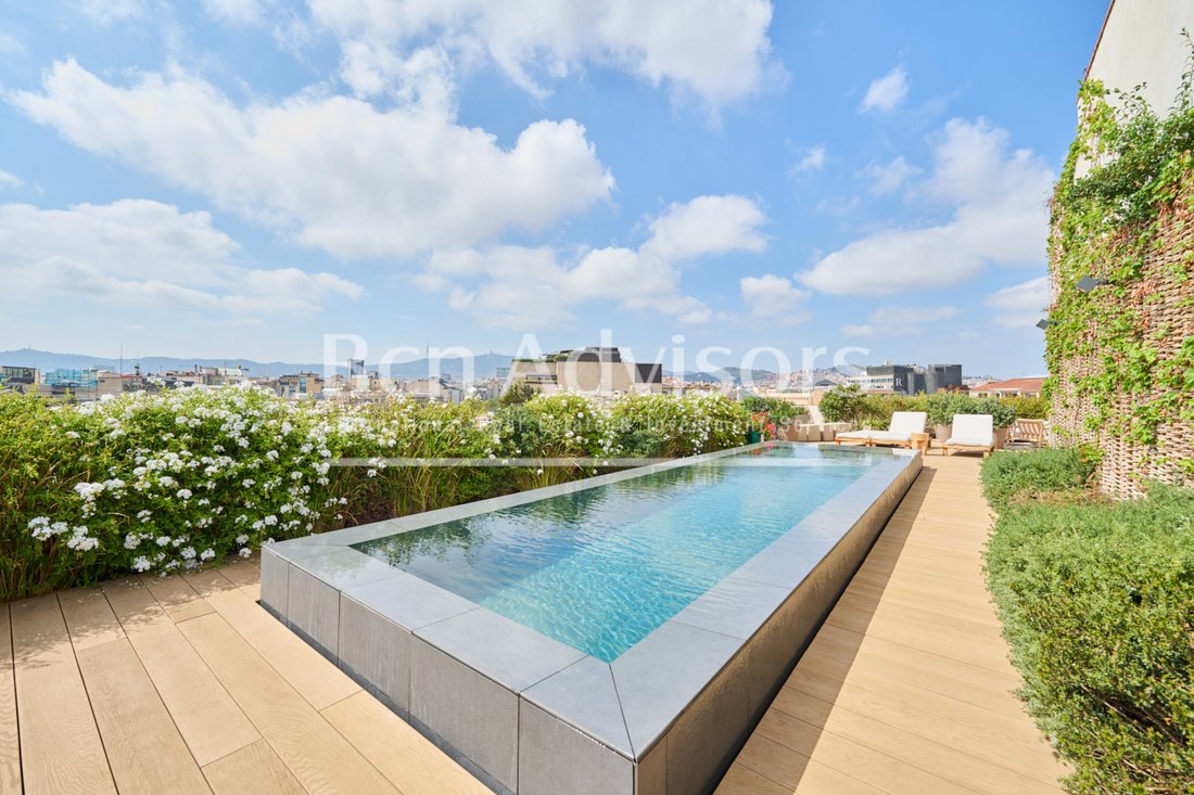 Estate in Eixample, Barcelona, Spain 1 - 15876730