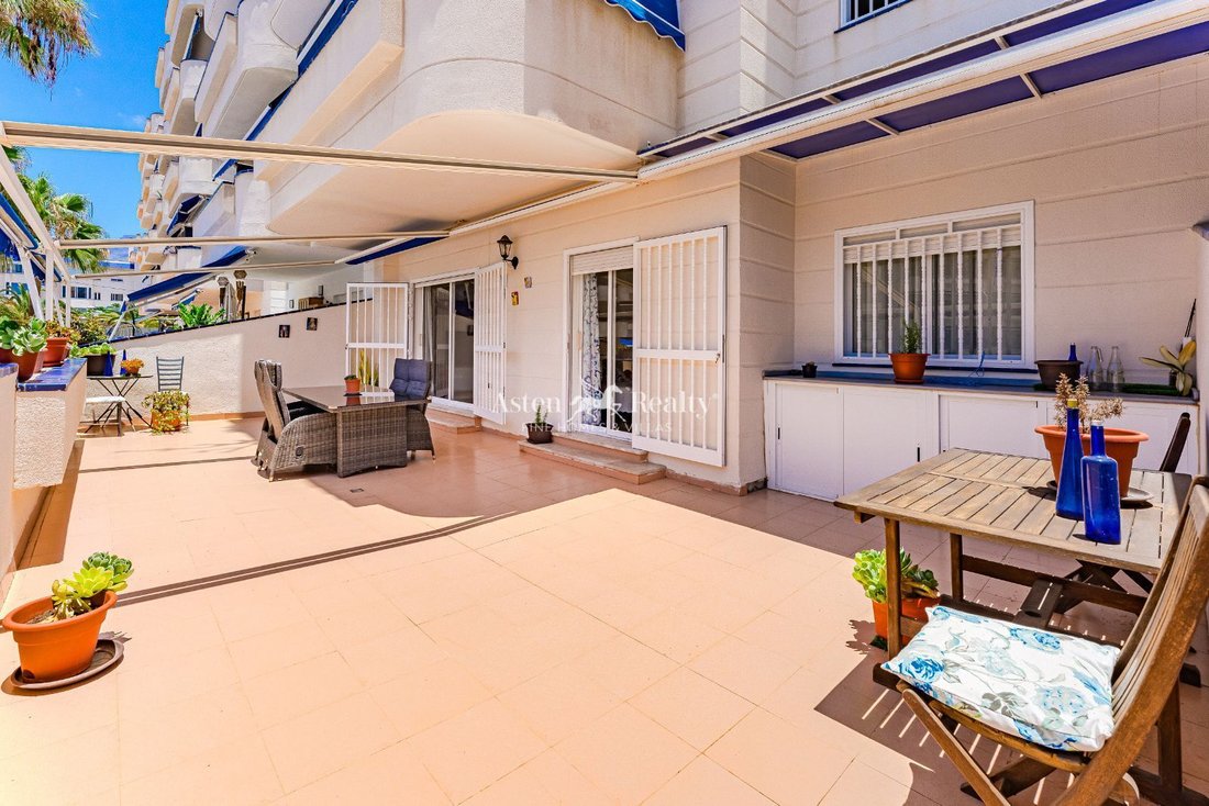 Apartment in Los Cristianos, Canary Islands, Spain 4 - 15875823