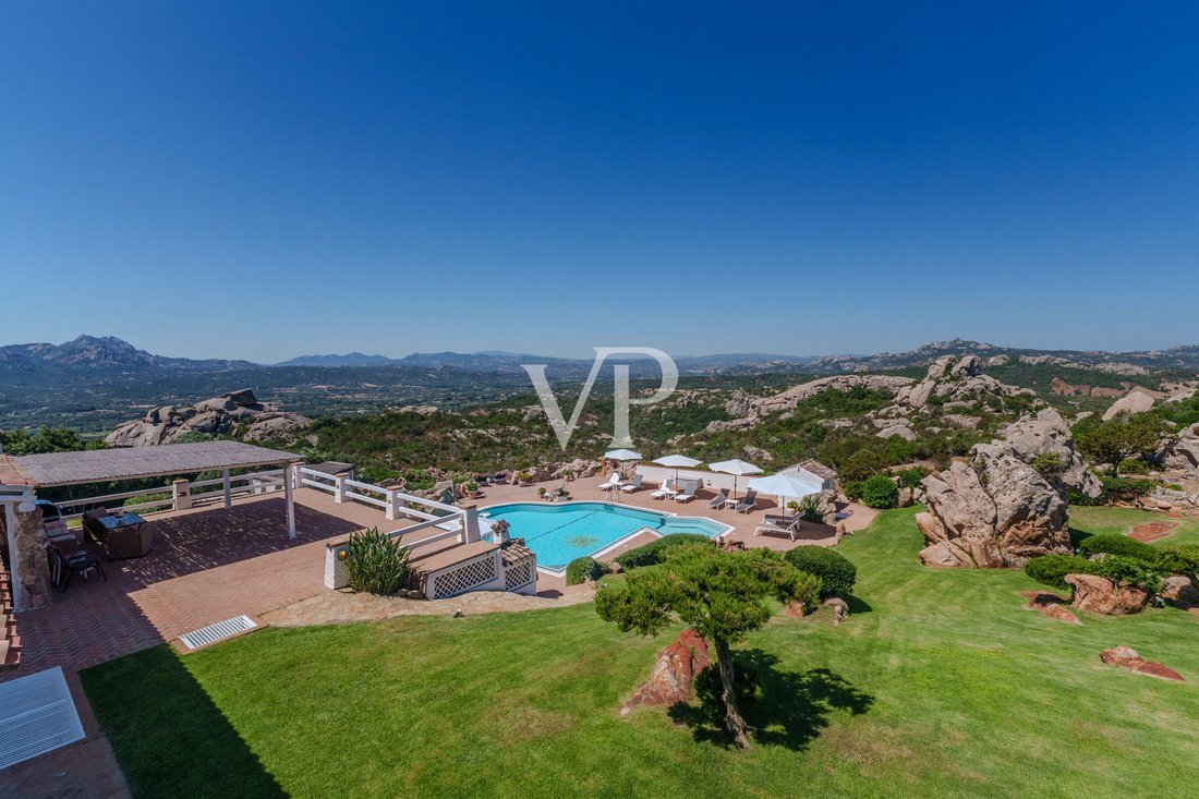 Villa in Area Arzachena Paese, Arzachena, Sardinia 4 - 15875952