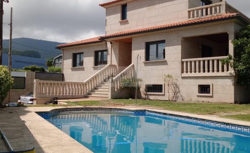 Chalet in Santa Cristina da Ramallosa, Baiona, Spain 1
