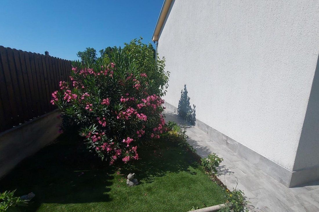 Villa in Mjesni odbor Srdoci, Grad Rijeka, Primorje-Gorski Kotar County 4 - 15068036
