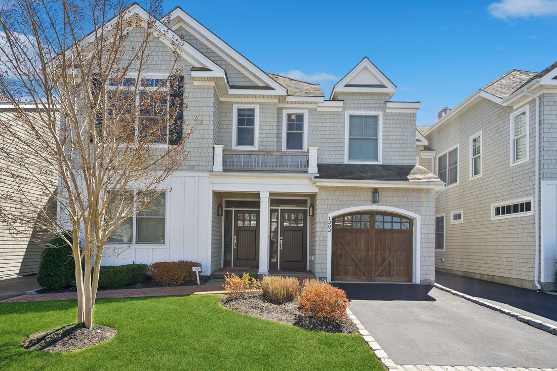 Southampton, New York, United States 2 - 15879147