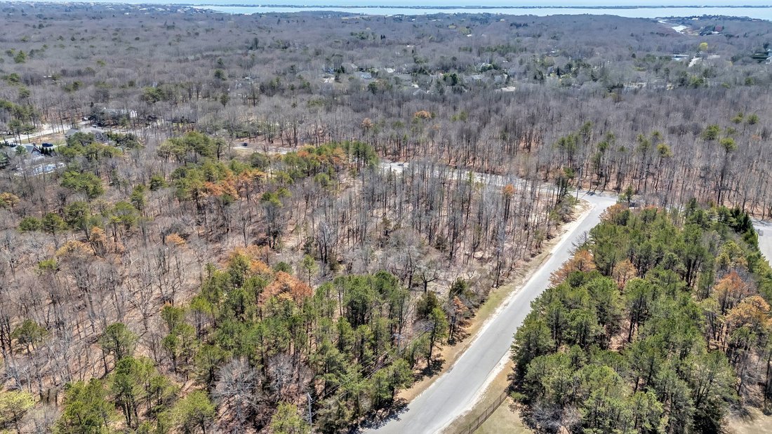 Land in Westhampton, New York, United States 4 - 15877522
