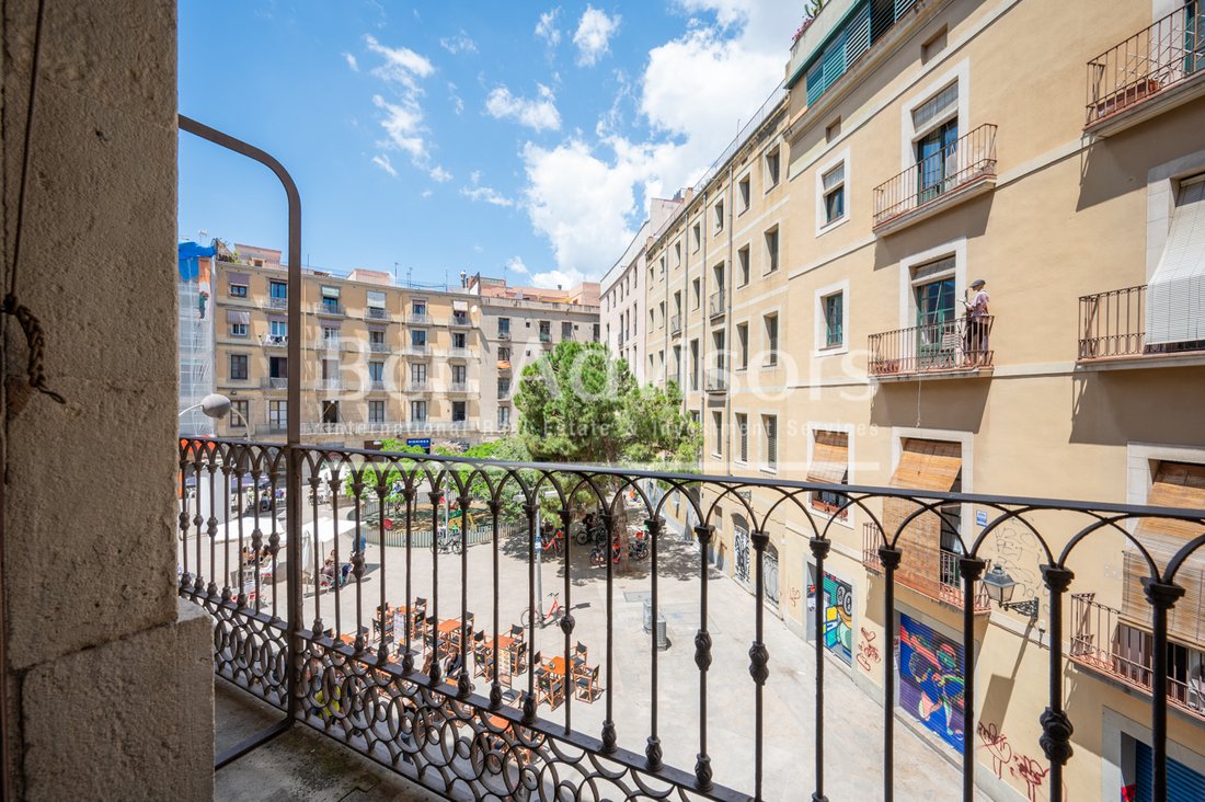 Apartment in Ciutat Vella, Barcelona, Spain 4 - 15876851