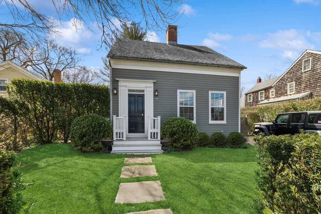 Sag Harbor, New York, United States 1 - 15878064