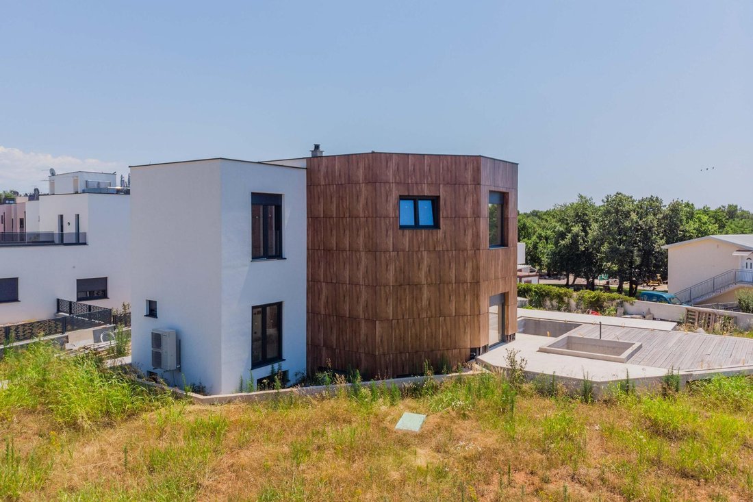 Villa in Porec, Istria County, Croatia 2 - 14736934