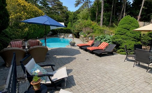 Hampton Bays, New York, United States 1