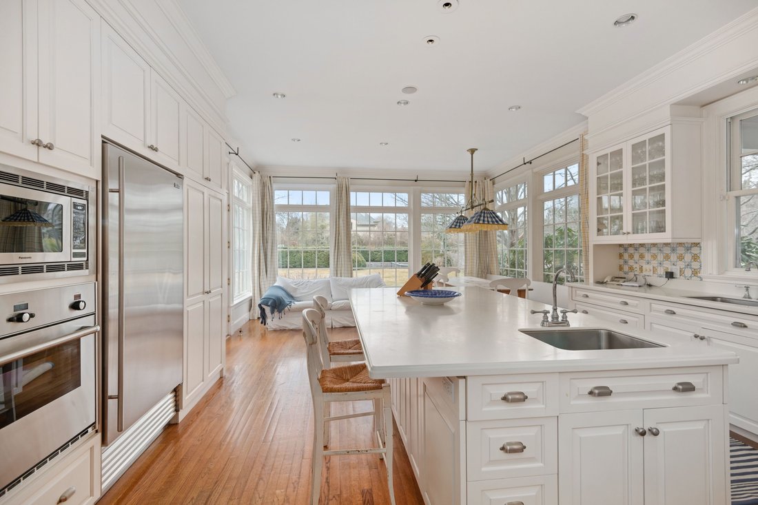 Southampton, New York, United States 4 - 15878977