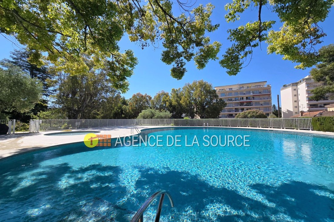 Apartment in La Source, Cannes, France 5 - 15880020