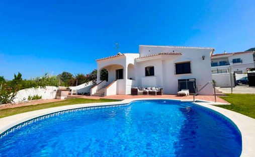 Villa in Nerja, Andalusien, Spanien 1