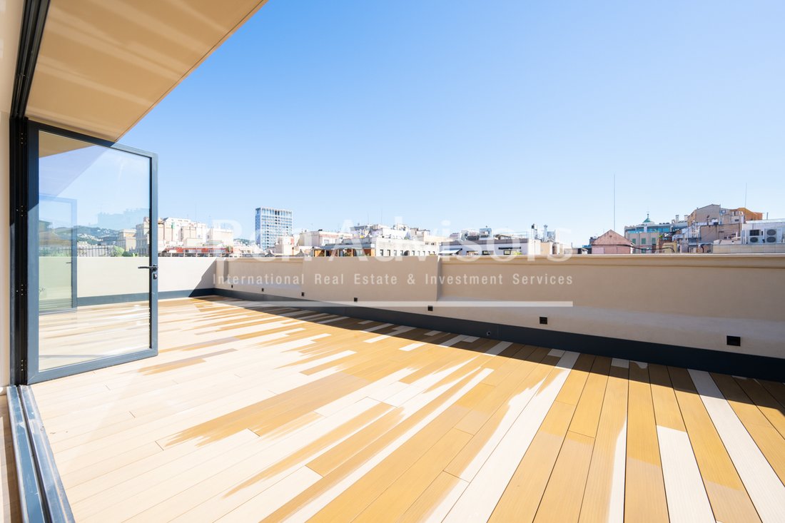 Apartment in Eixample, Barcelona, Spain 2 - 15876839