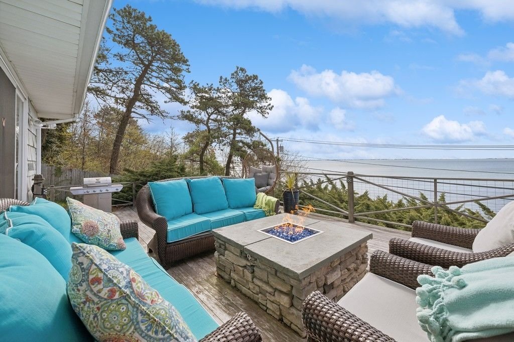 Hampton Bays, New York, United States 5 - 15877807