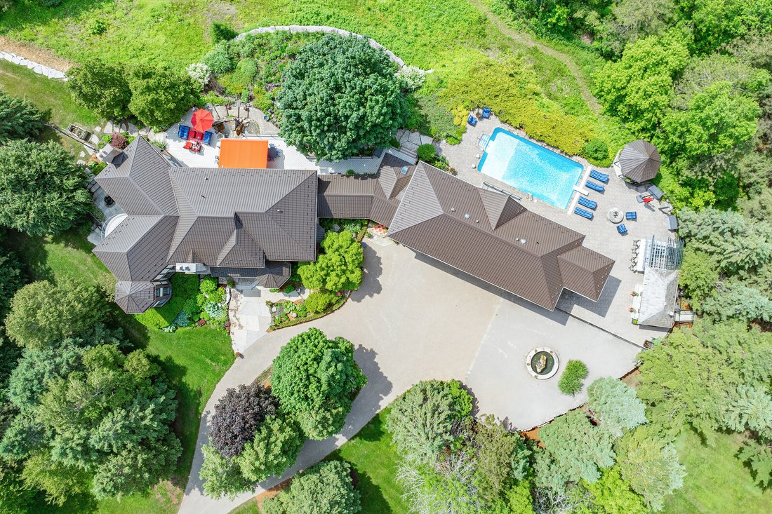 House in Erin, Ontario, Canada 3 - 15876014