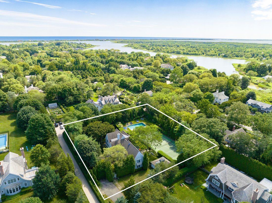 Southampton, New York, United States 3 - 15879104