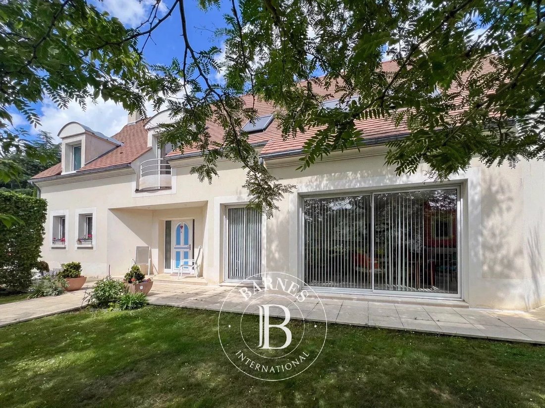 House in Orgeval, Ile-de-France, France 1 - 15332827