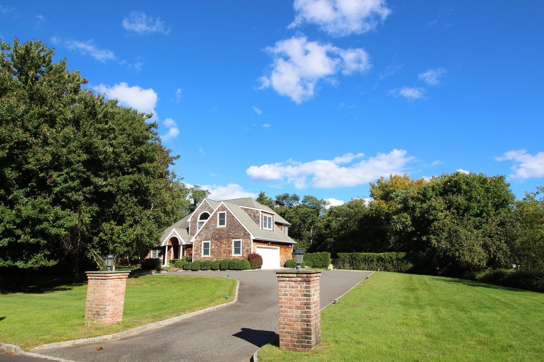 Southampton, New York, United States 4 - 15879393