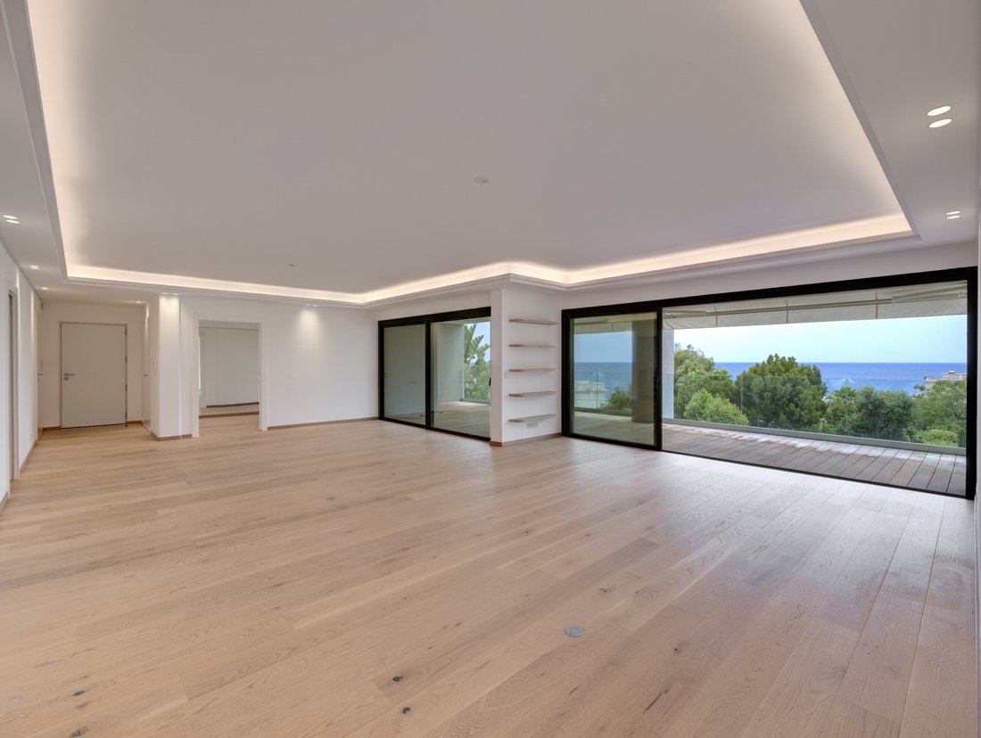 Apartment in Saint Nicolas, Cannes, France 1 - 15879821
