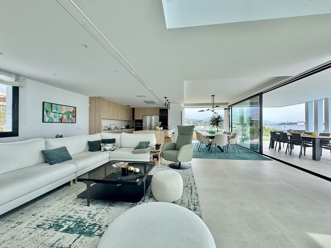 Villa in Cancelada, Estepona, Andalusia 4 - 15876066