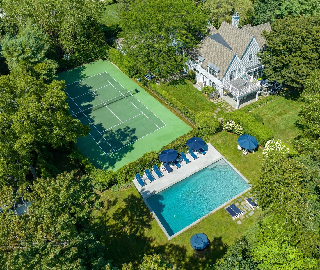 Southampton, New York, United States 1 - 15879104