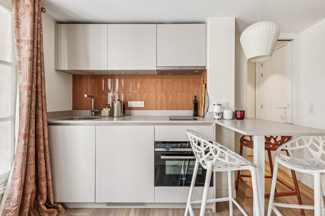 Apartment in Cambronne-Garibaldi, Paris 15e Arrondissement, Paris 4 - 15879688