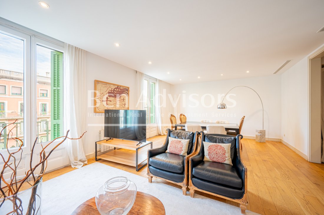 Apartment in Eixample, Barcelona, Spain 3 - 15876798