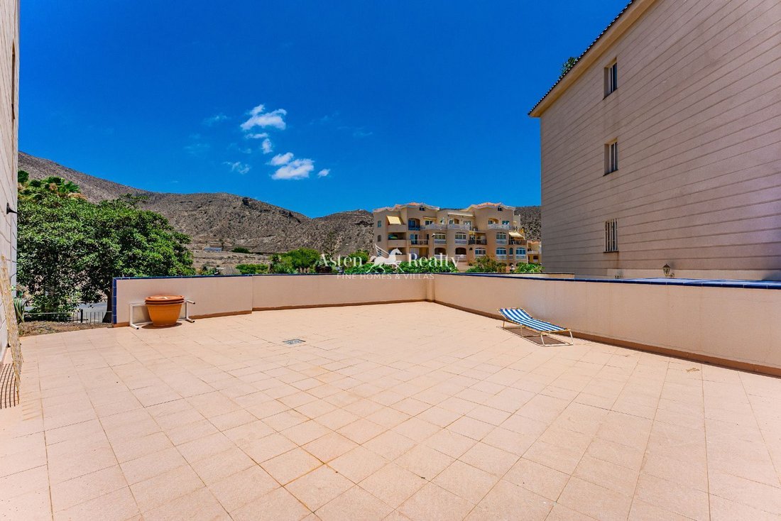 Apartment in Los Cristianos, Canary Islands, Spain 3 - 15875823